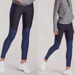 Outdoor Voices medium blue black two tone color block athletic workout leggings